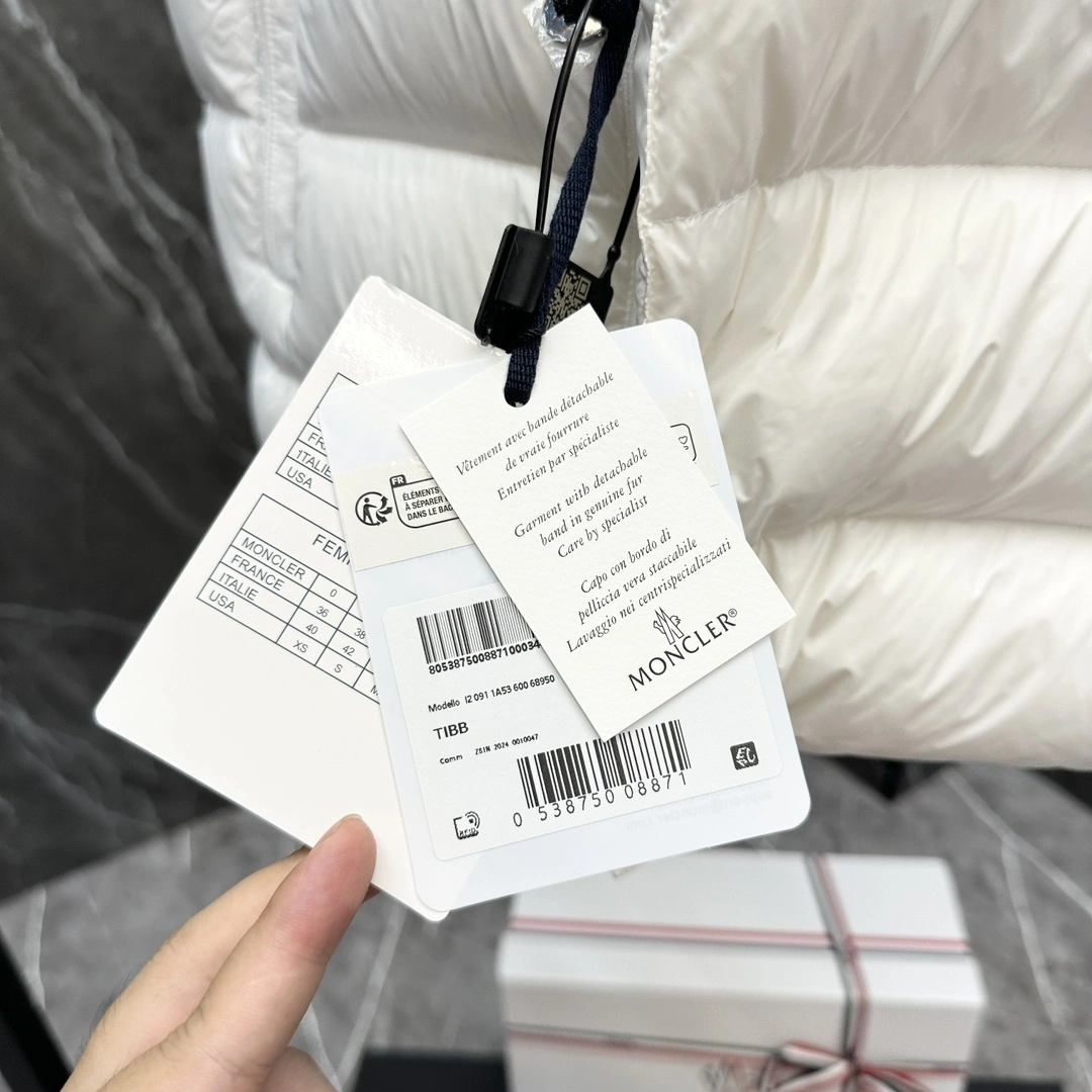 Moncler Down Jackets OnTrend 146591