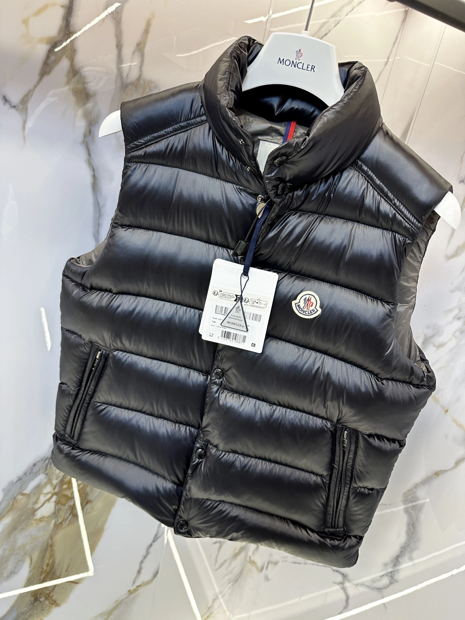 Moncler Down Jackets Packable 146577
