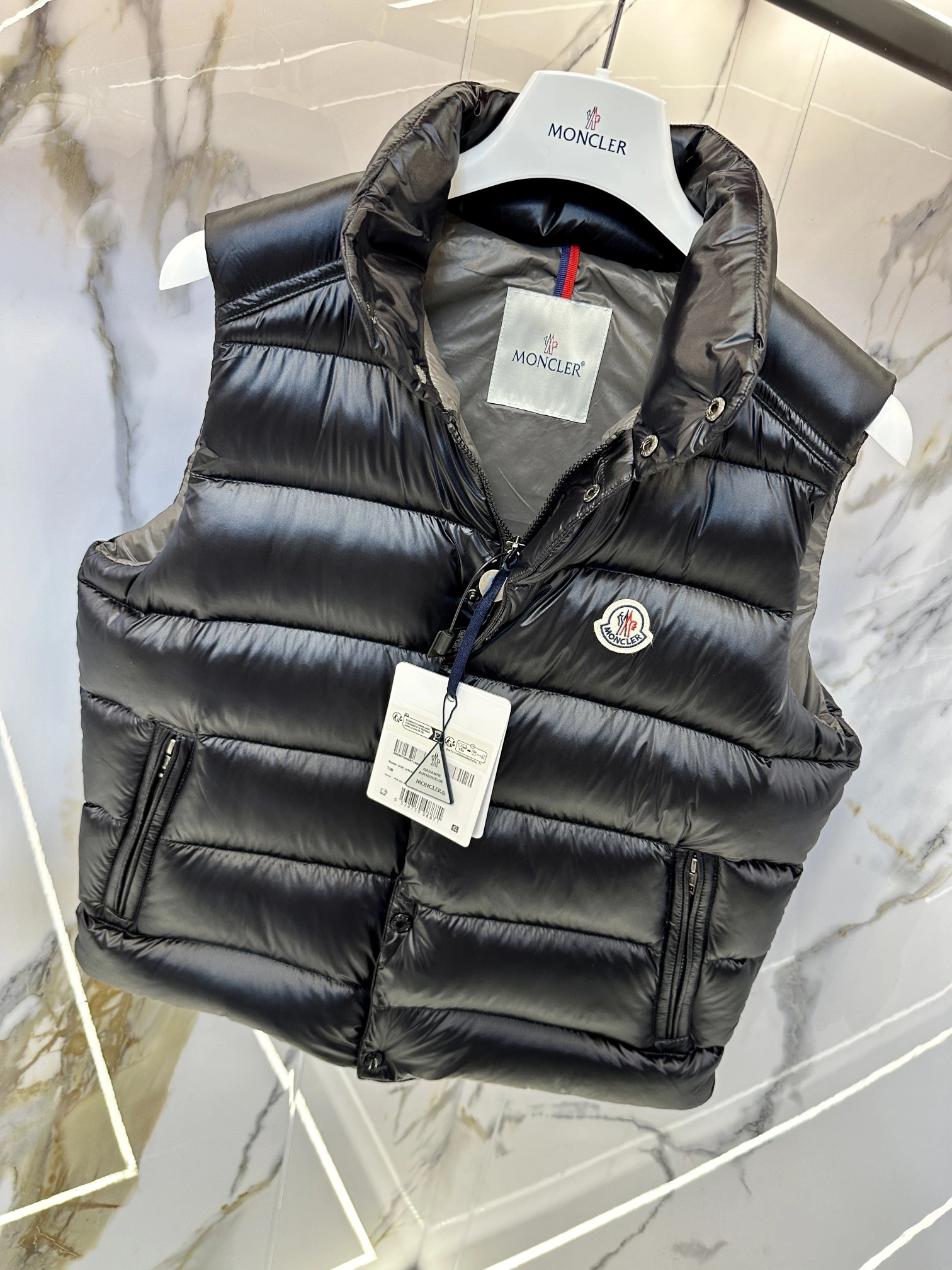 Moncler Down Jackets Packable 146577