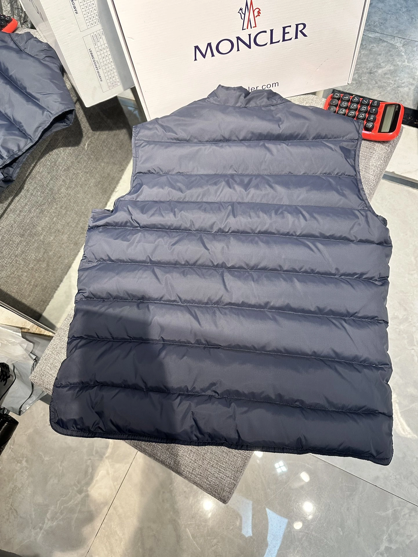 Stretchable Moncler Down Jackets 146568