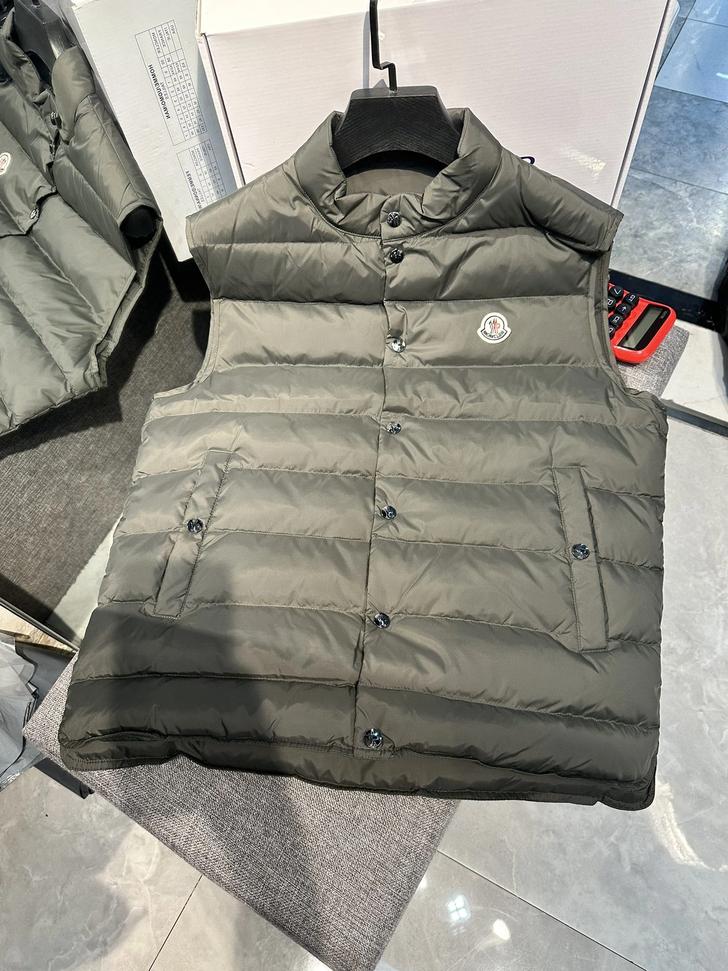 Stretchable Moncler Down Jackets 146568