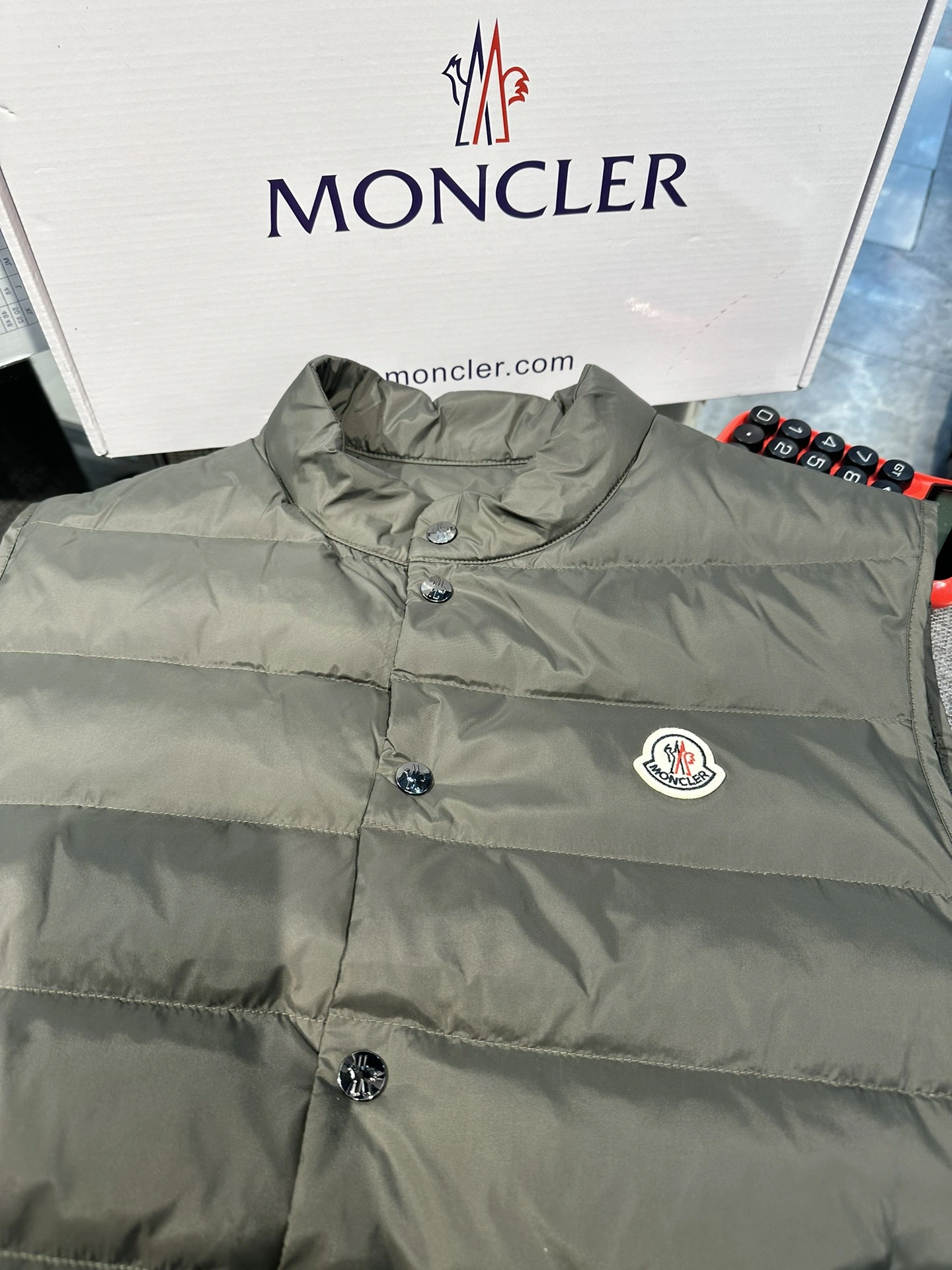 Stretchable Moncler Down Jackets 146568