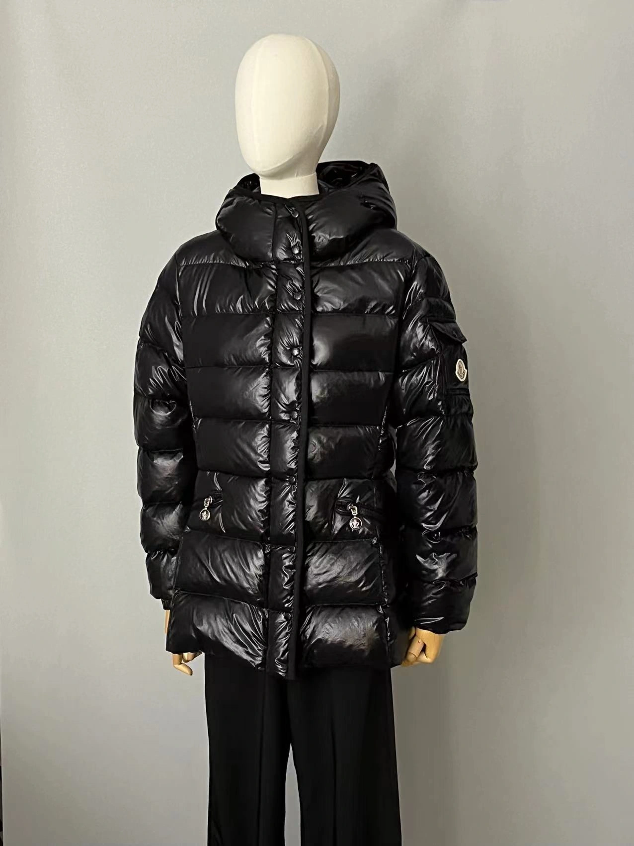 TechFriendly Moncler Down Jackets 146570