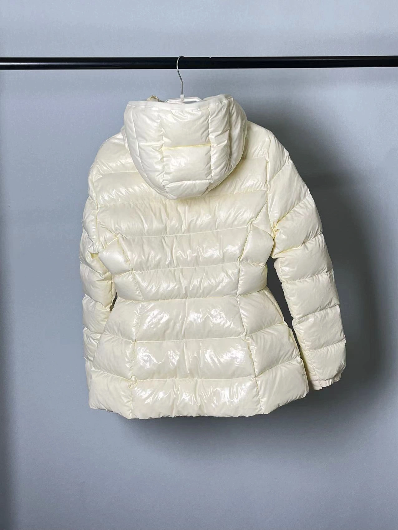 Modern Moncler Down Jackets 146573