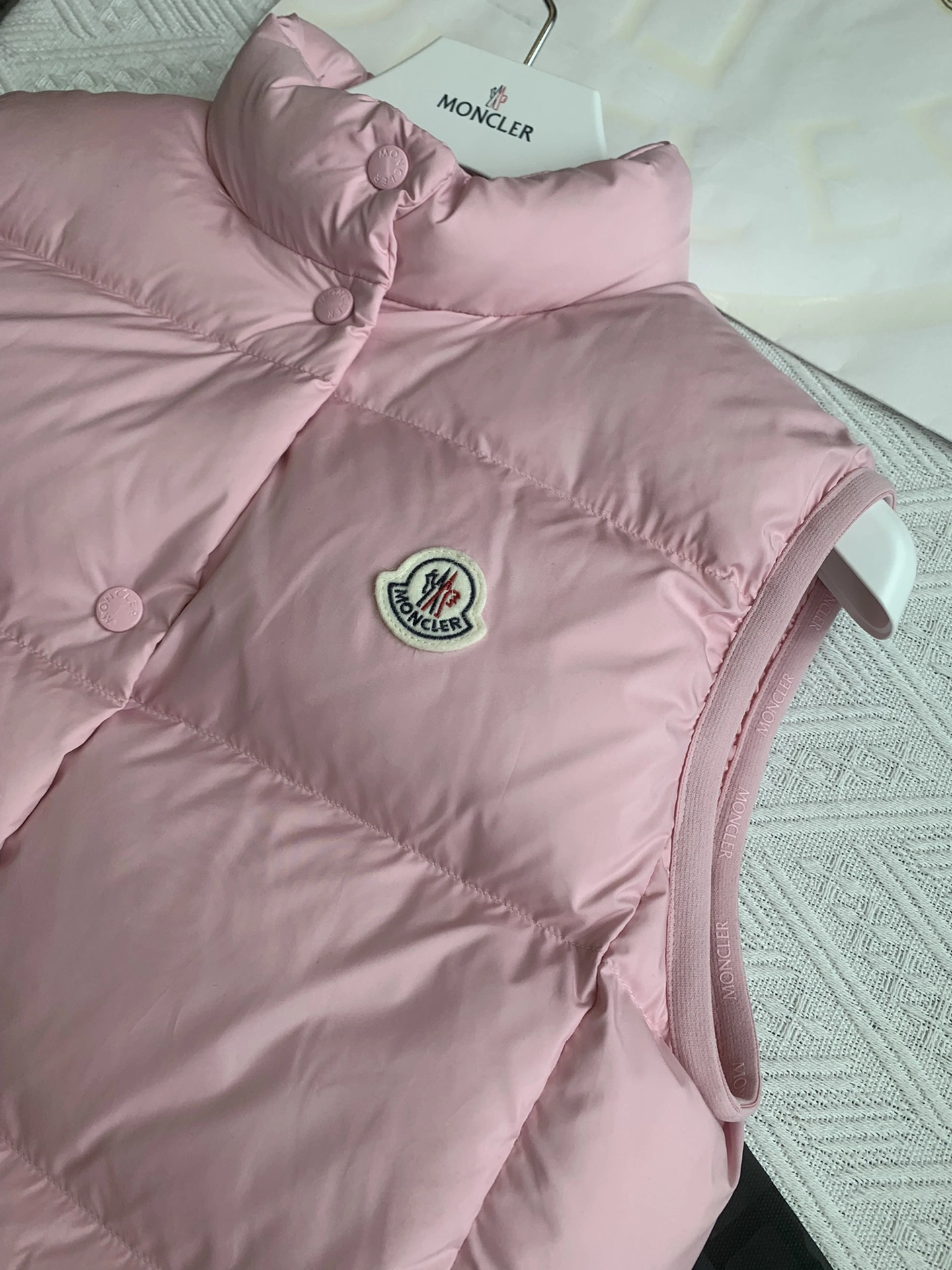Contemporary Moncler Down Jackets 146576