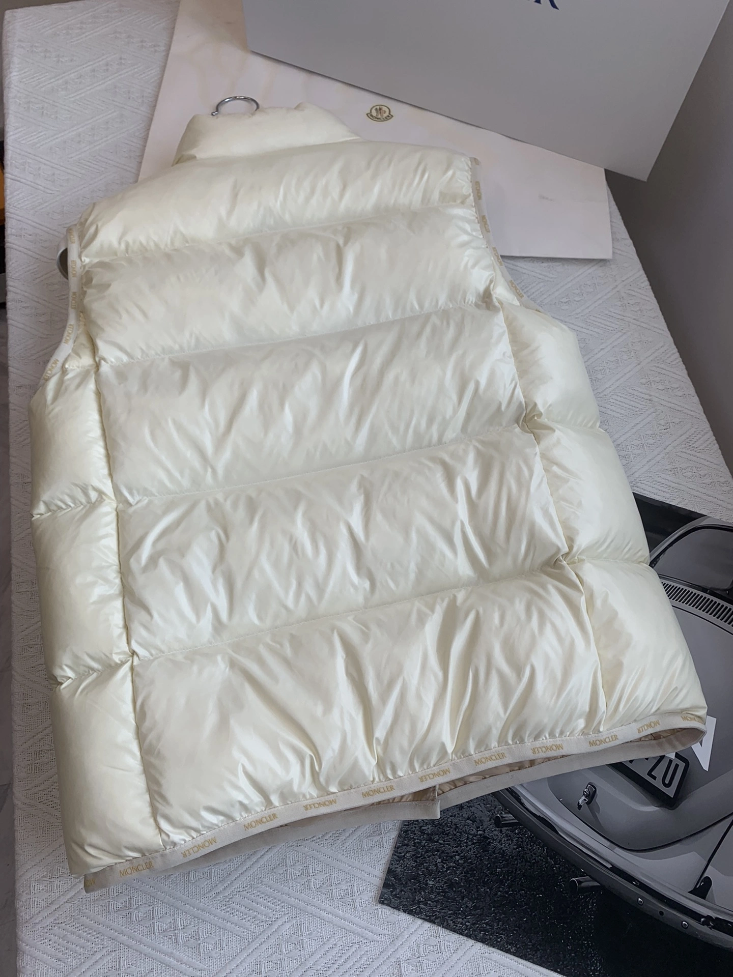Fashionable Moncler Down Jackets 146572