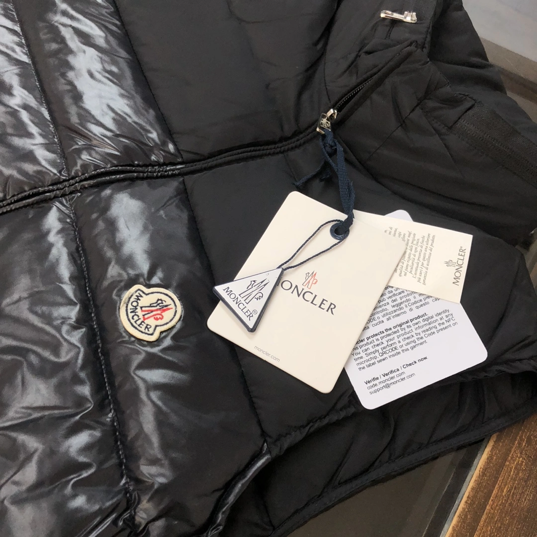SoftTouch Moncler Down Jackets 146569