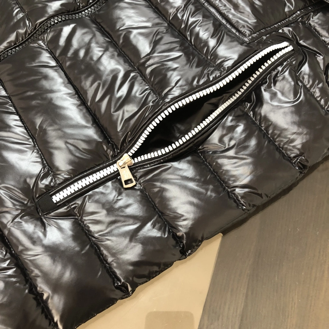 Moncler Down Jackets Comfortable 146578