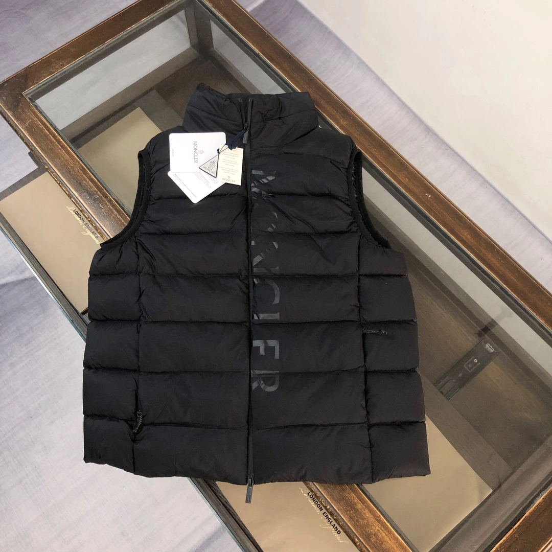 Moncler Down Jackets FreshLook 146590