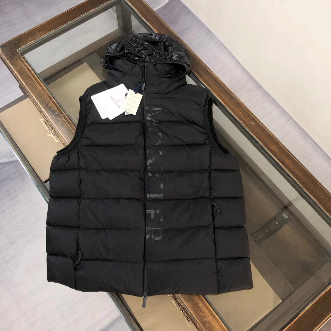 Moncler Down Jackets FreshLook 146590