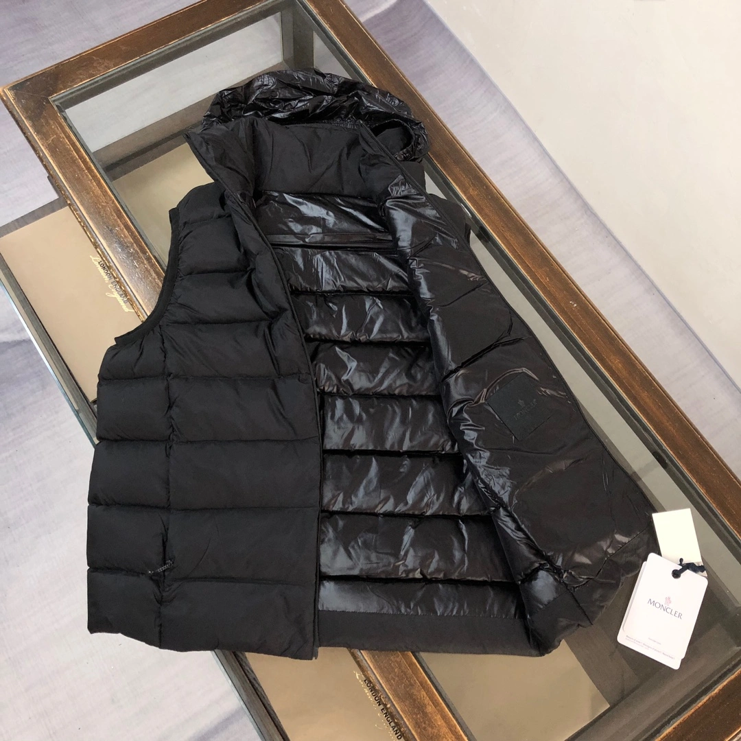 Moncler Down Jackets FreshLook 146590