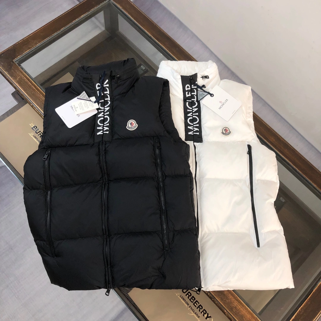 Moncler Down Jackets Durable 146589