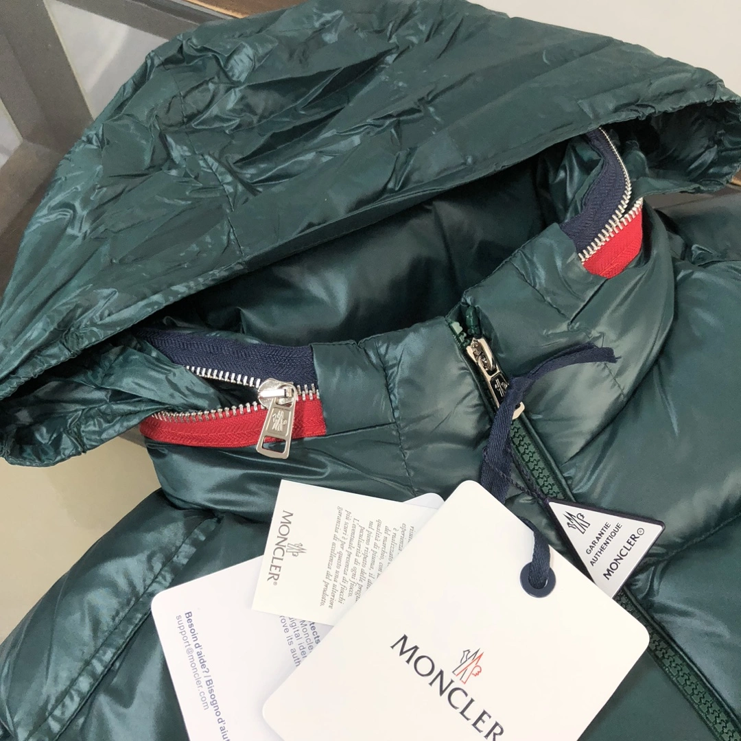 Moncler Down Jackets UrbanStyle 146574