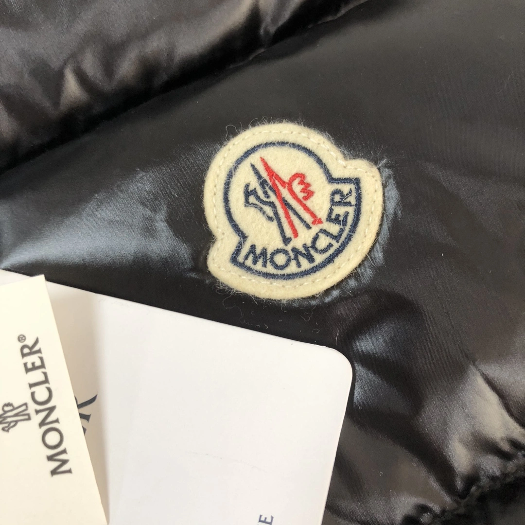 WrinkleFree Moncler Down Jackets 146571