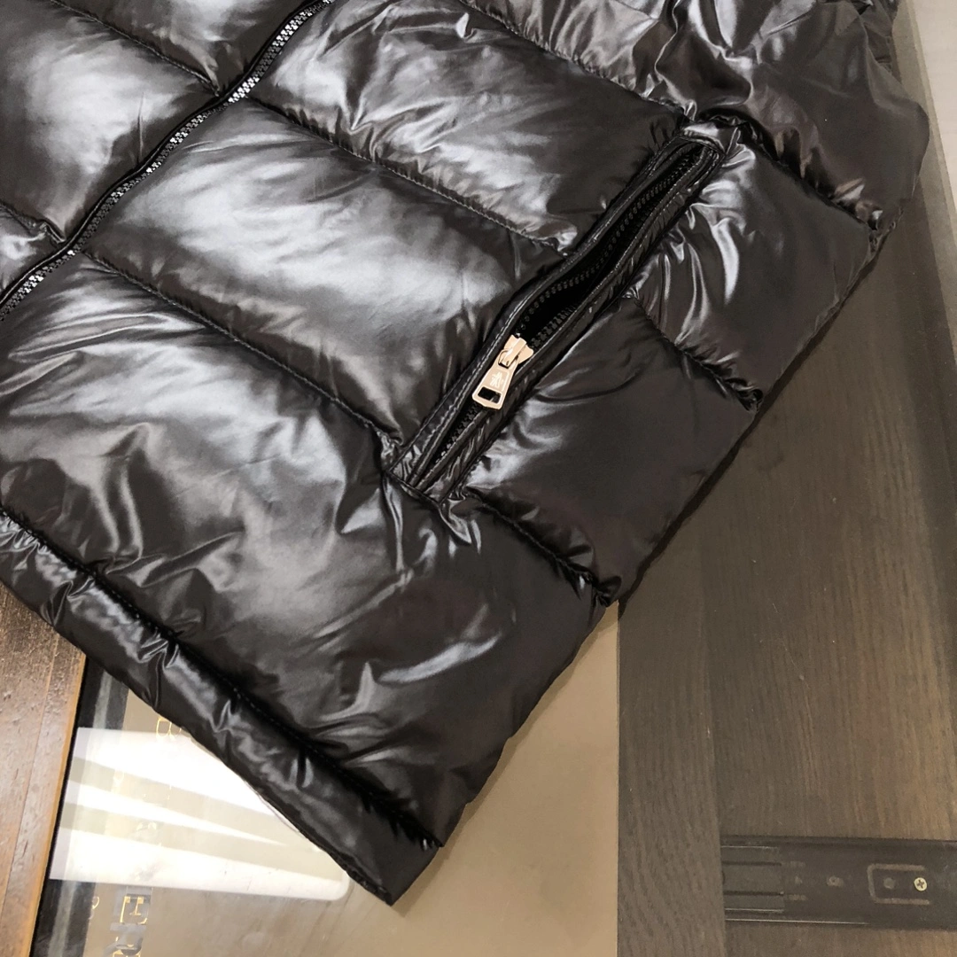 WrinkleFree Moncler Down Jackets 146571