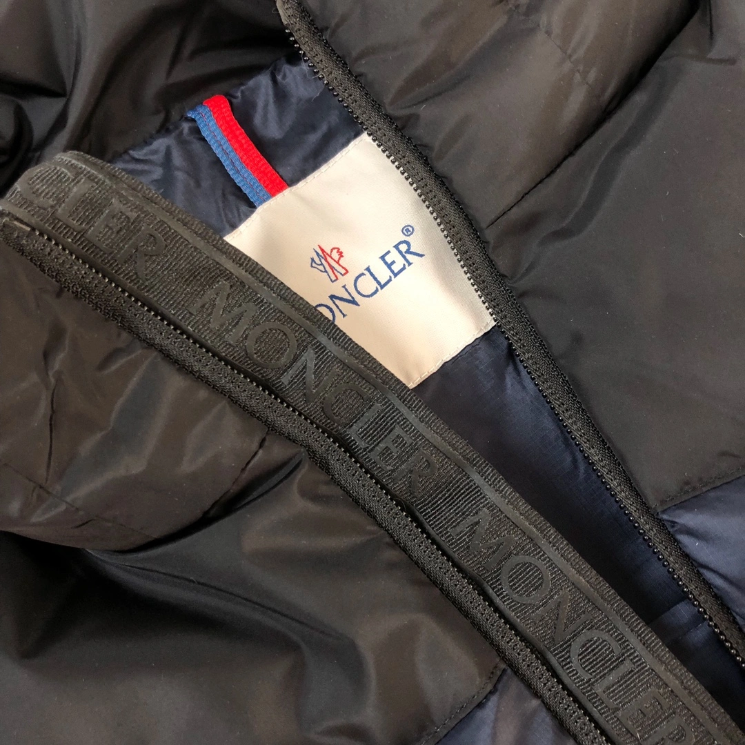 Moncler Down Jackets Affordable 146564
