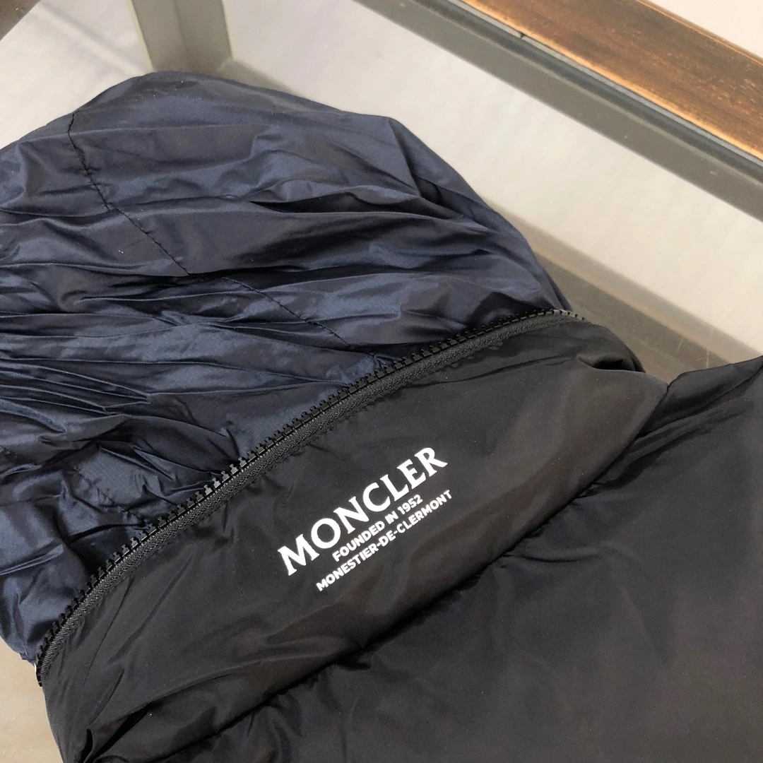 Moncler Down Jackets Affordable 146564