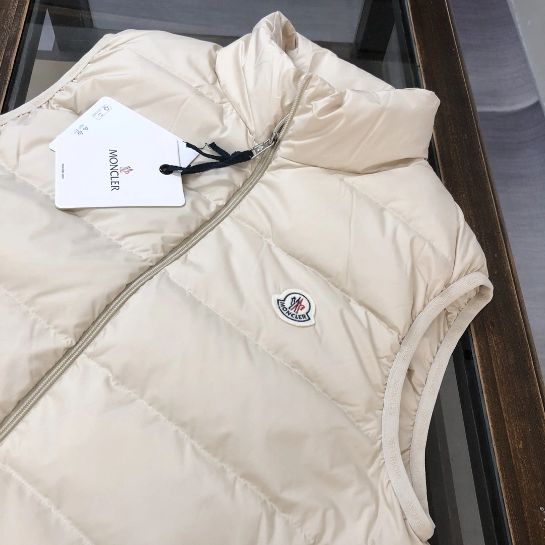 Lightweight Moncler Down Jackets 146563