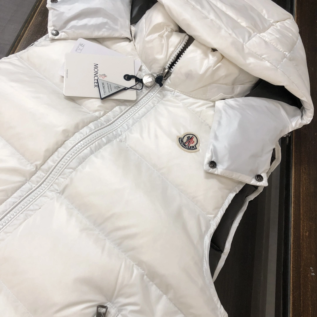 Affordable Moncler Down Jackets 146566