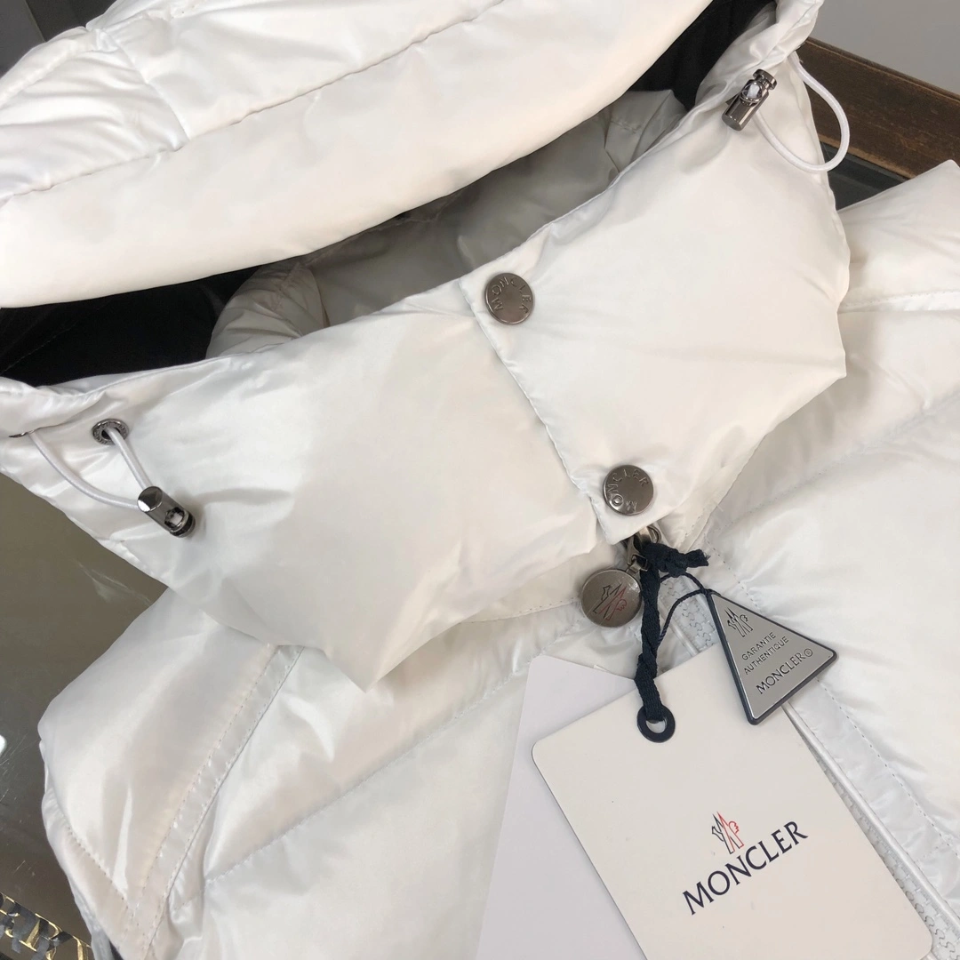 Affordable Moncler Down Jackets 146566