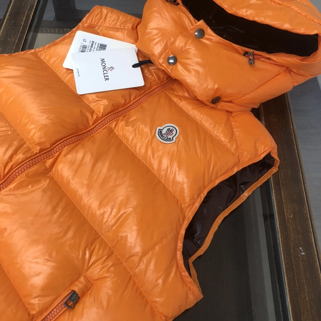 Moncler Down Jackets EasyCare 146559