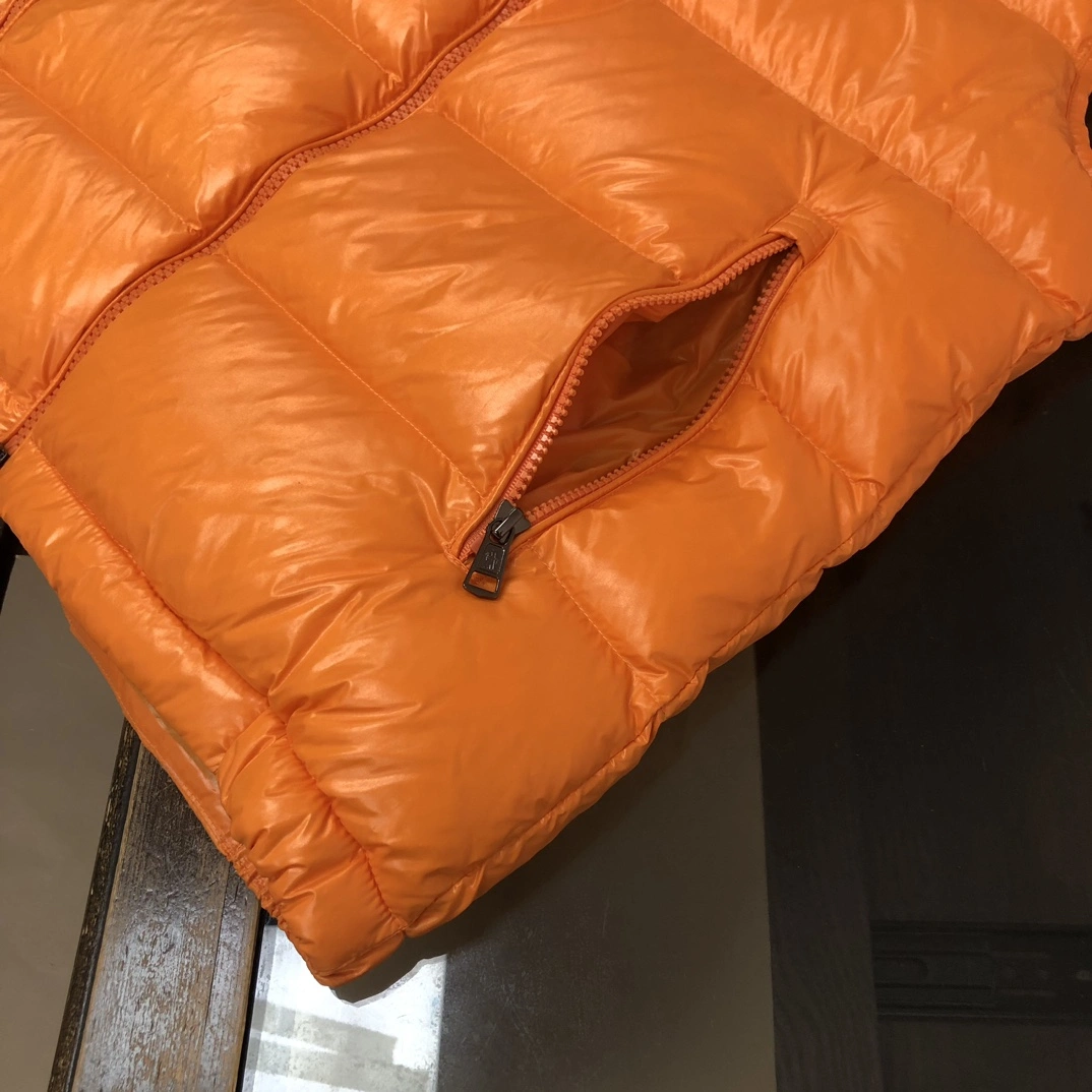 Moncler Down Jackets EasyCare 146559