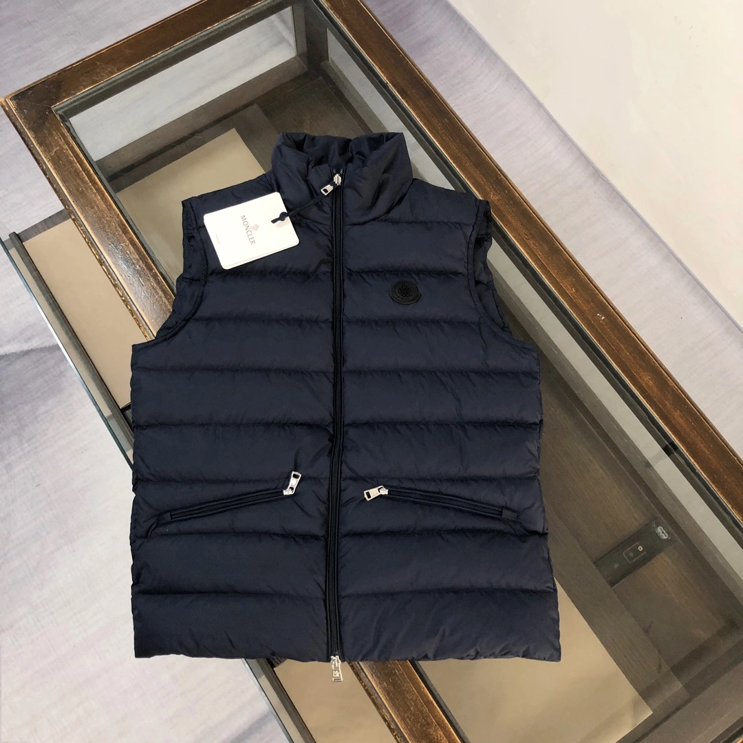 Sleek Moncler Down Jackets 146557