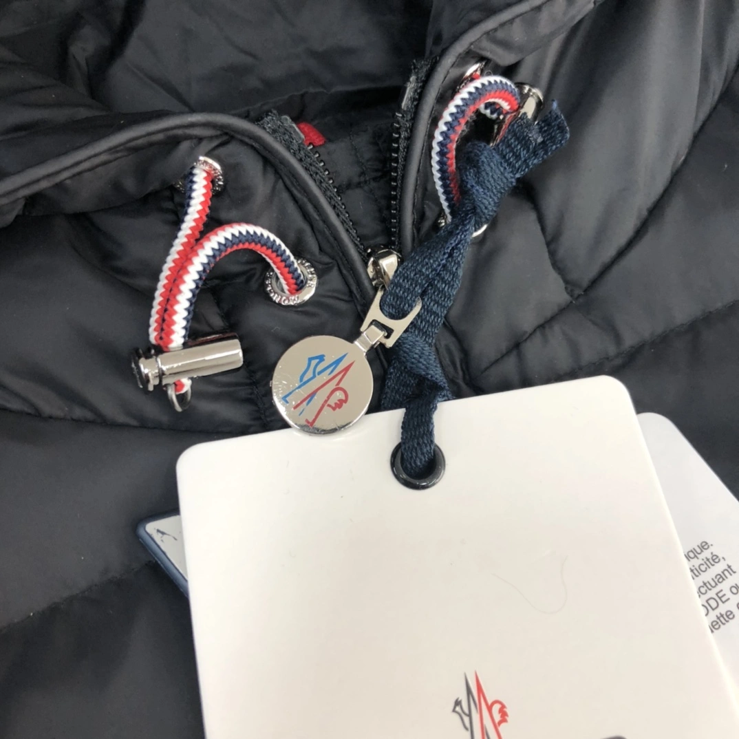 TopPick Moncler Down Jackets 146553
