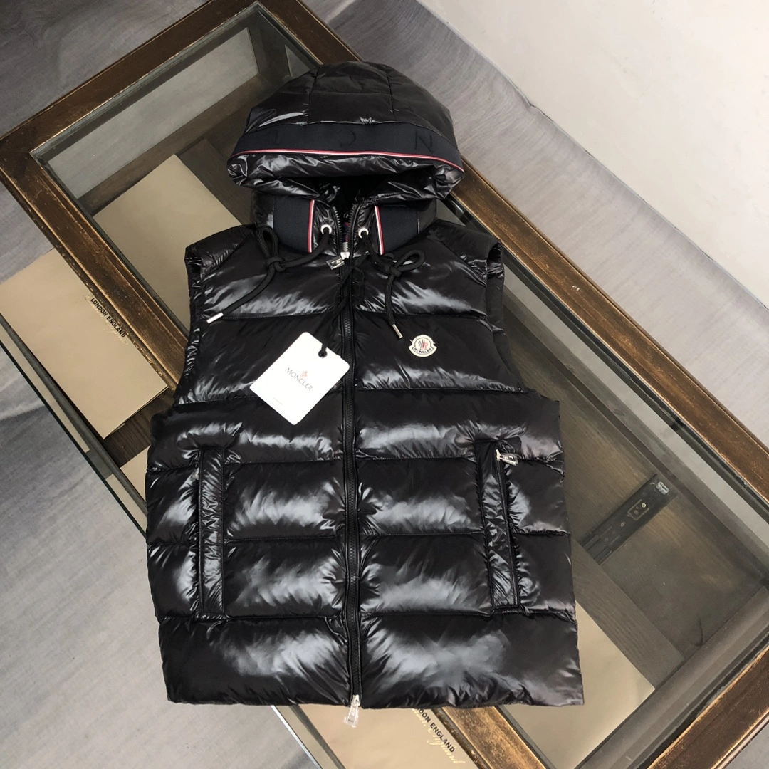 Moncler Down Jackets Functional 146551