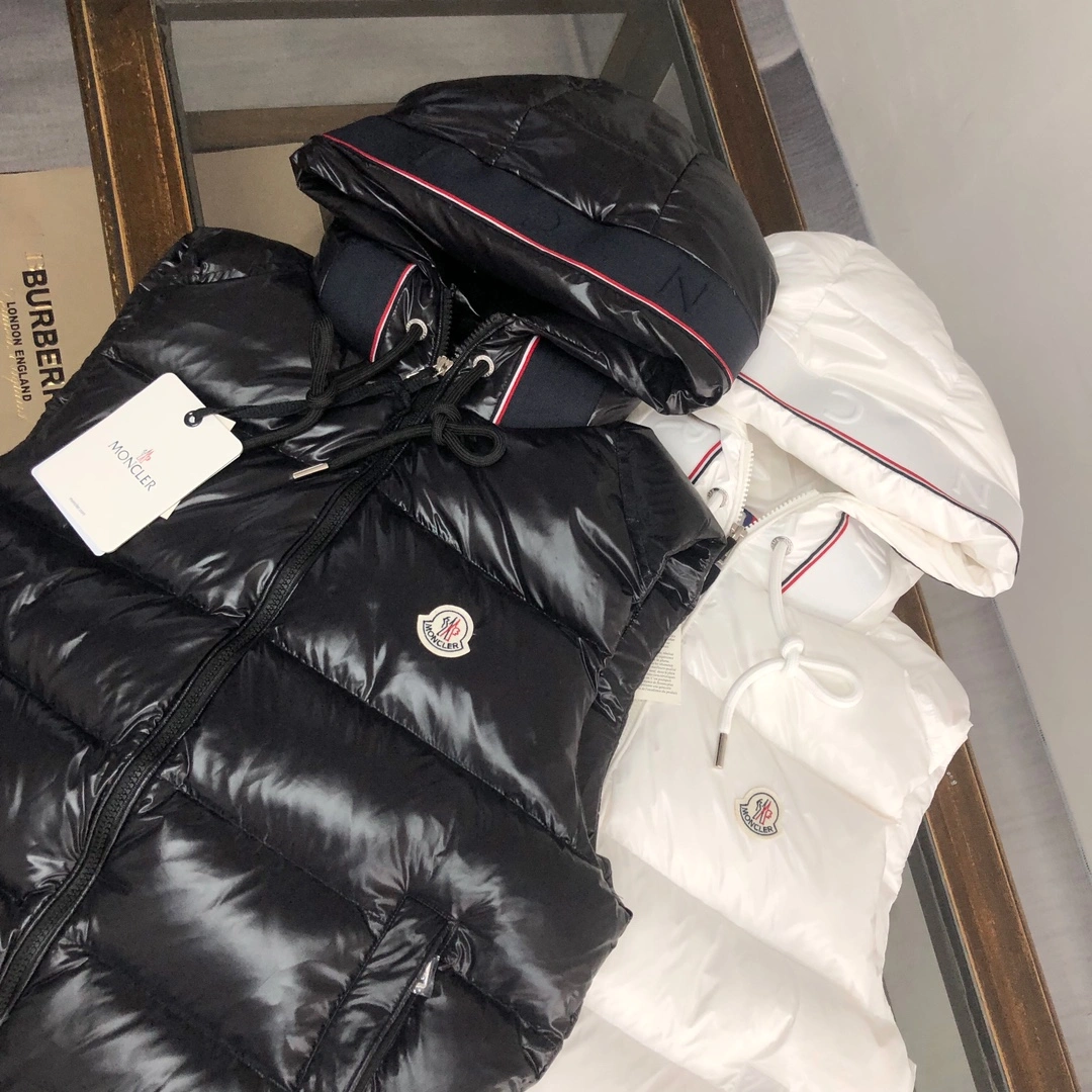 Moncler Down Jackets Functional 146551