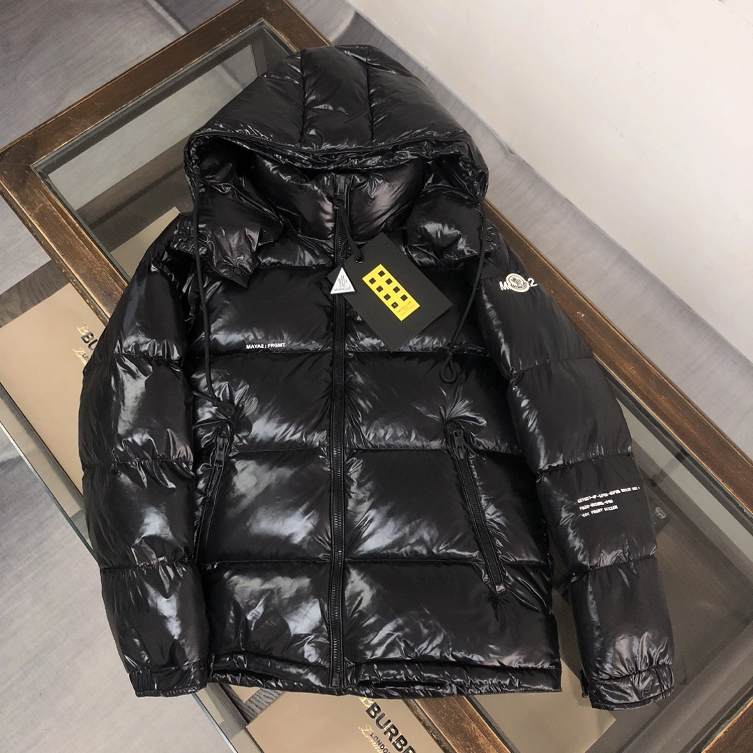 Moncler Down Jackets Snug 146544