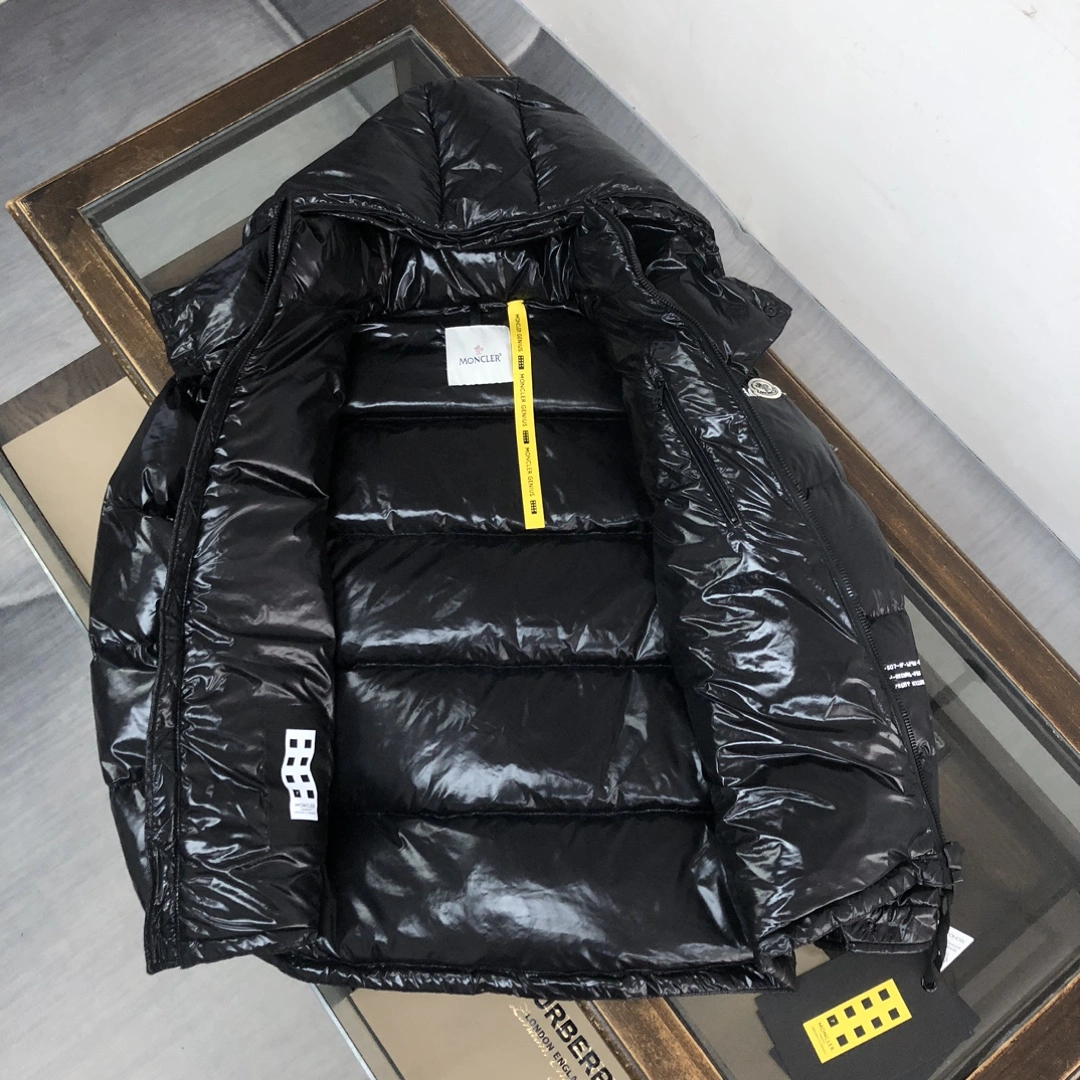 Moncler Down Jackets Snug 146544