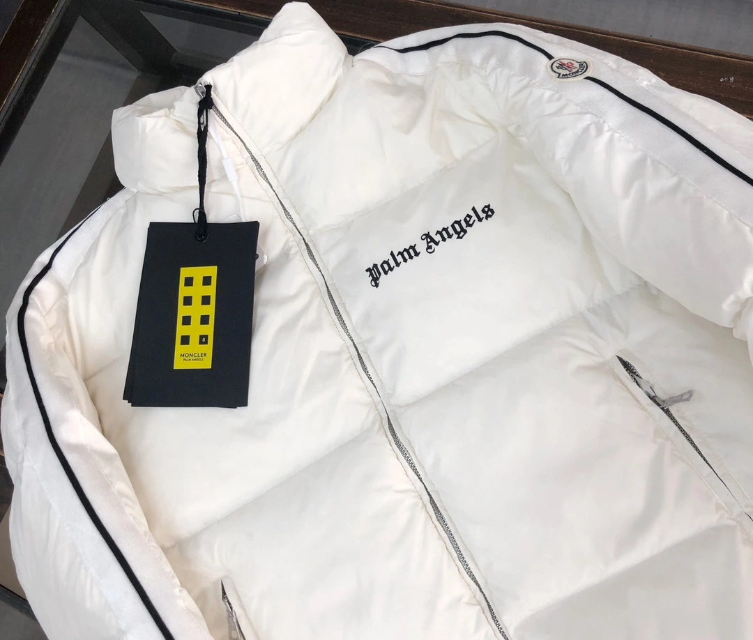 Practical Moncler Down Jackets 146531