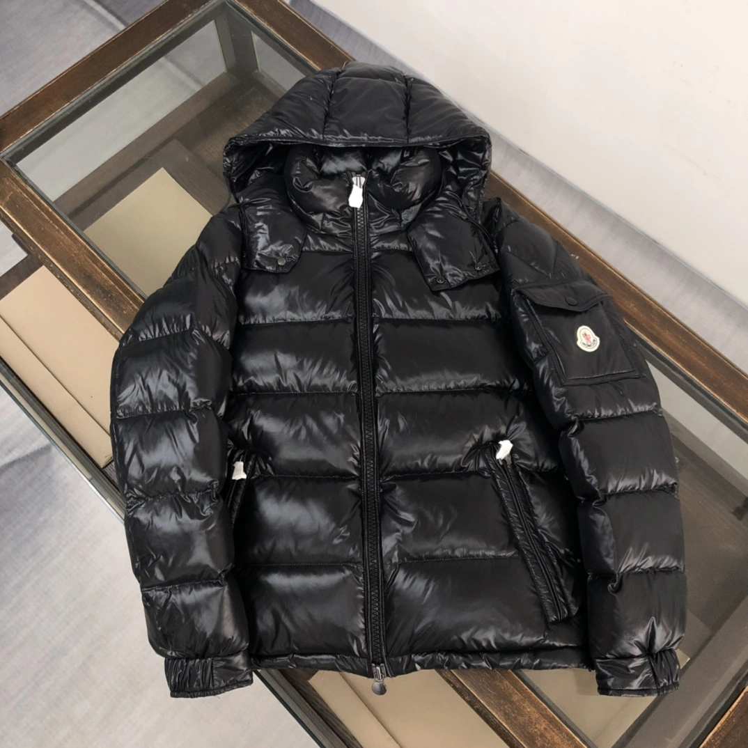 Moncler Down Jackets Durable 146541