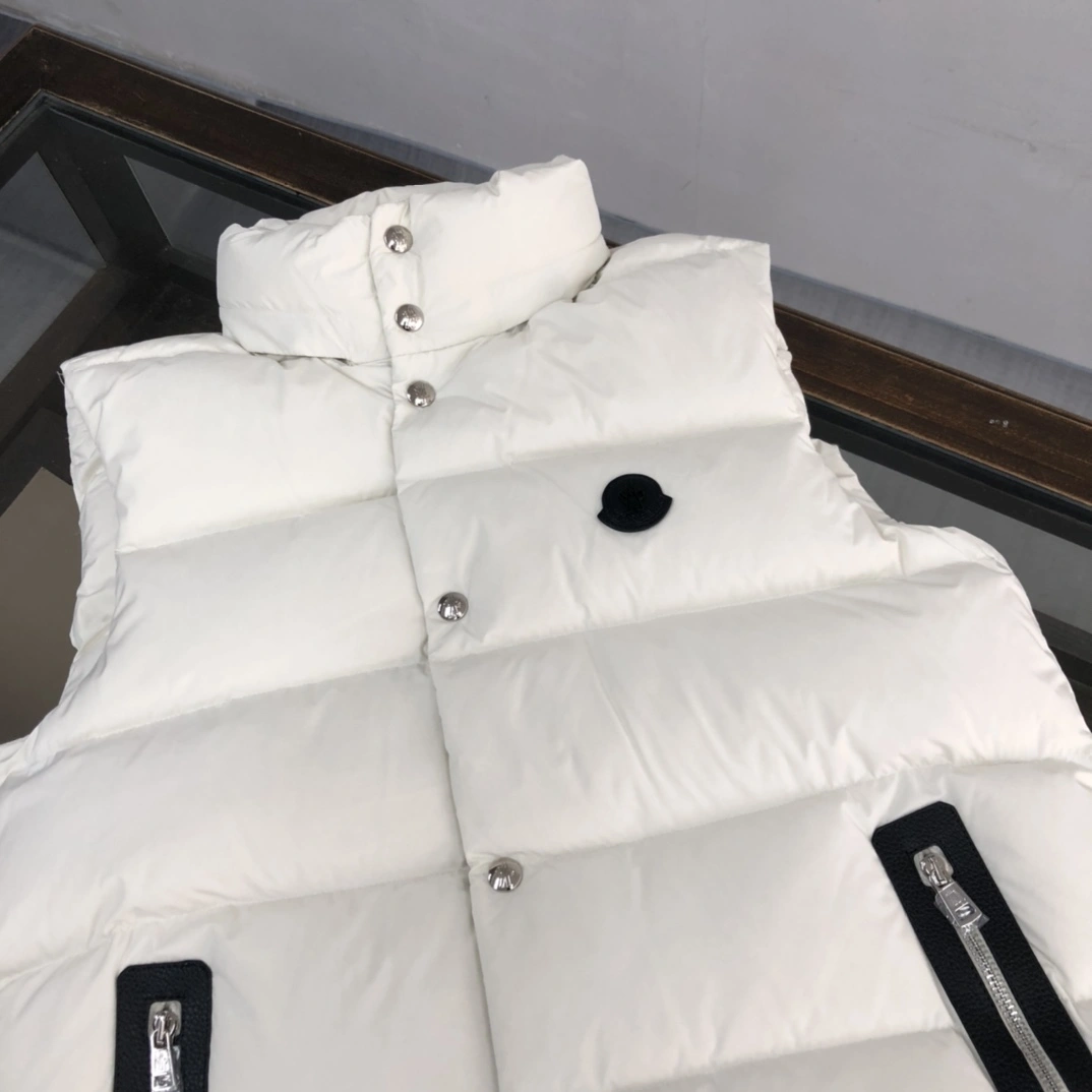 Stylish Moncler Down Jackets 146534