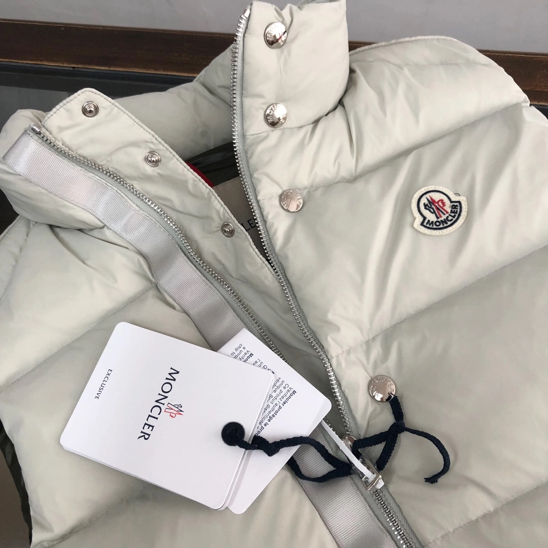 Moncler Down Jackets Supportive 146543