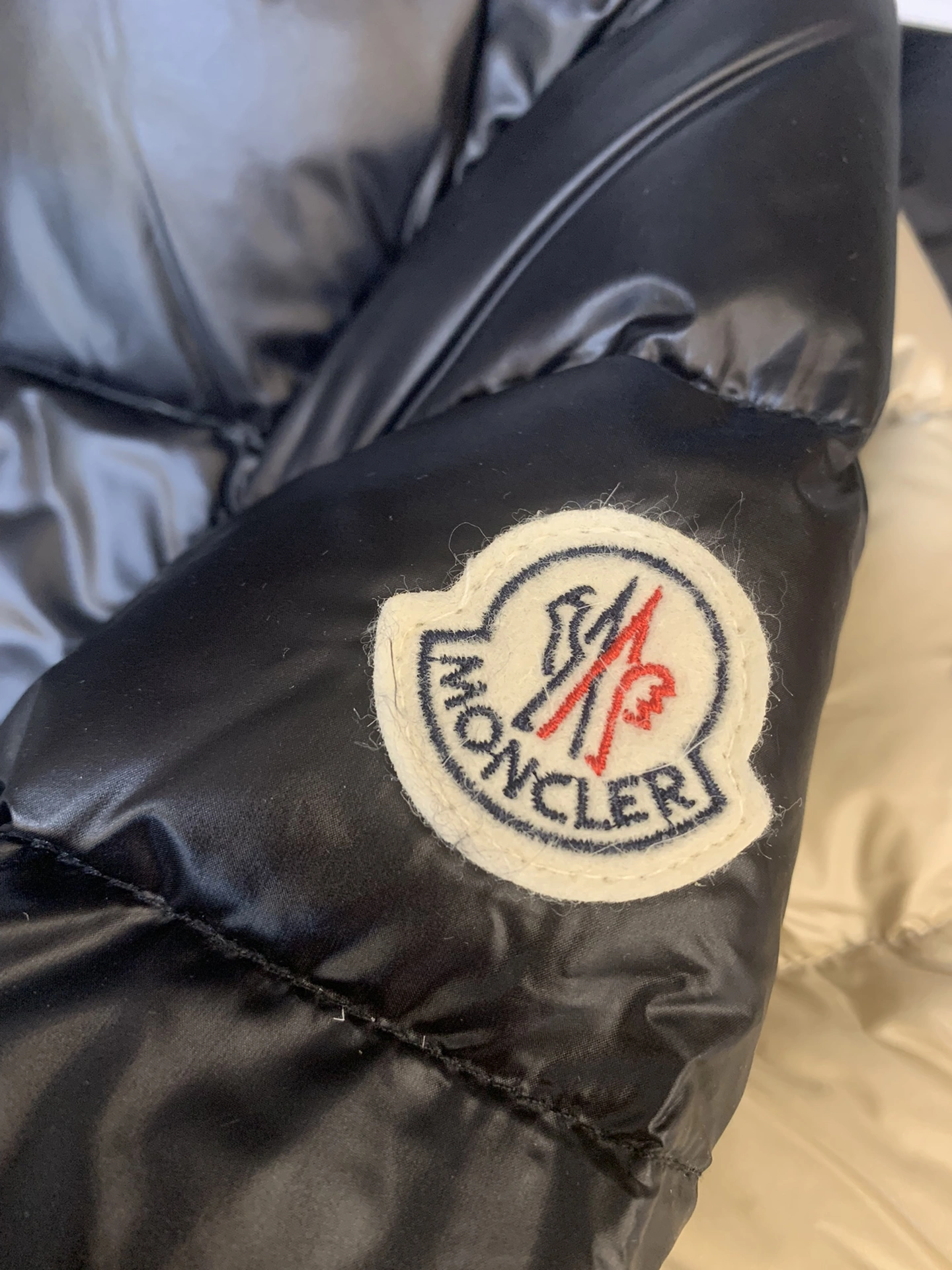 Moncler Down Jackets UrbanChic 146532