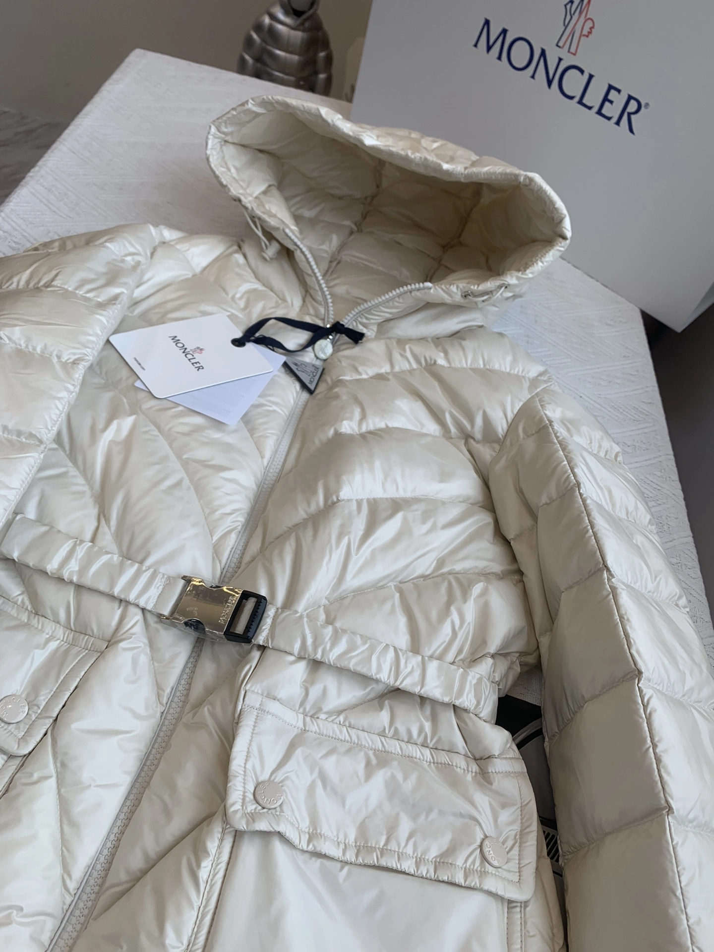 Affordable Moncler Down Jackets 146530