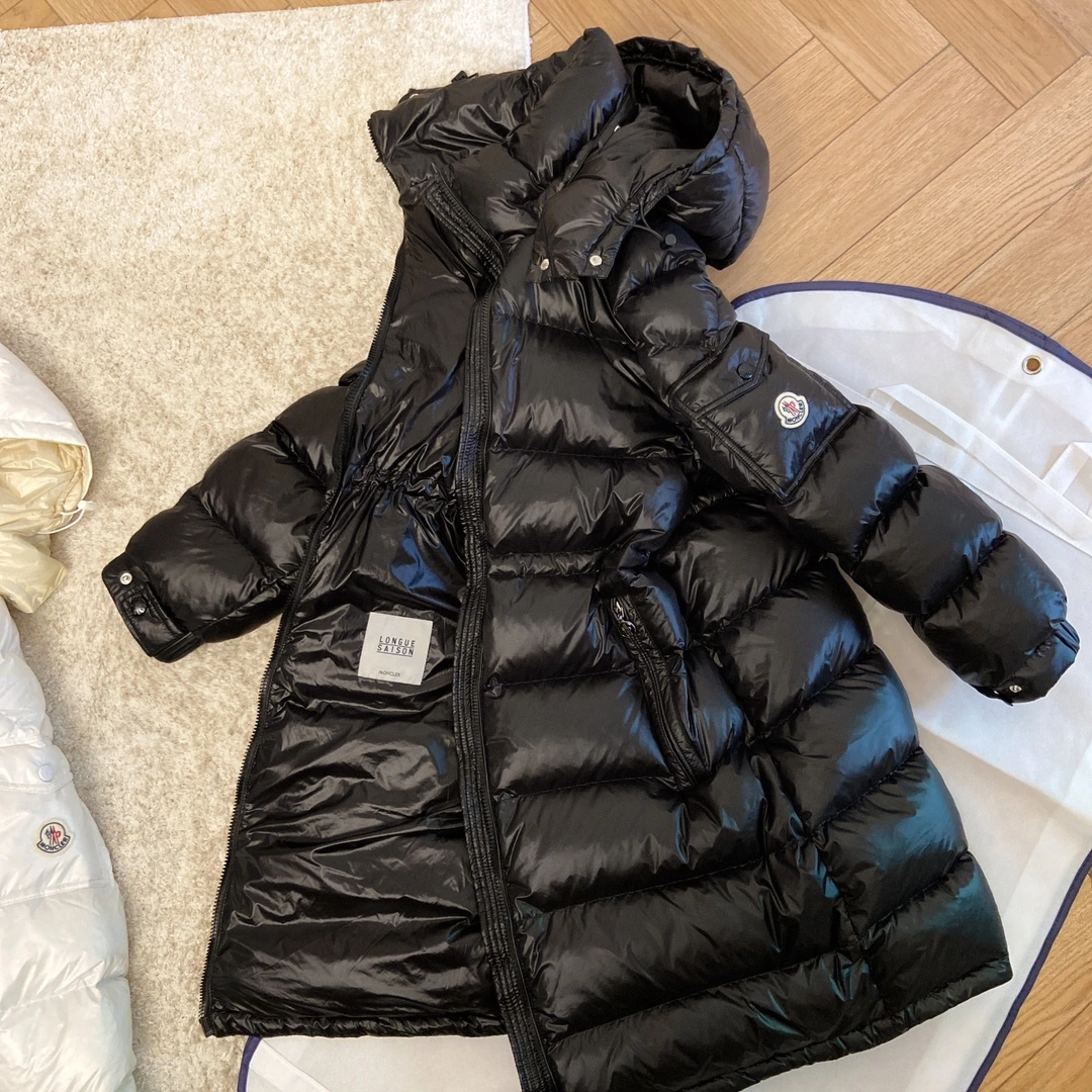 Tailored Moncler Down Jackets 146537