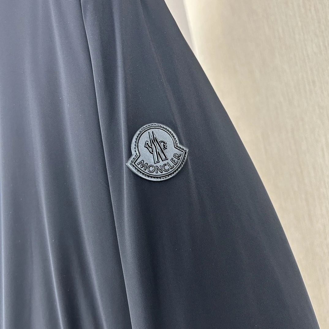Cozy Moncler Down Jackets 146529