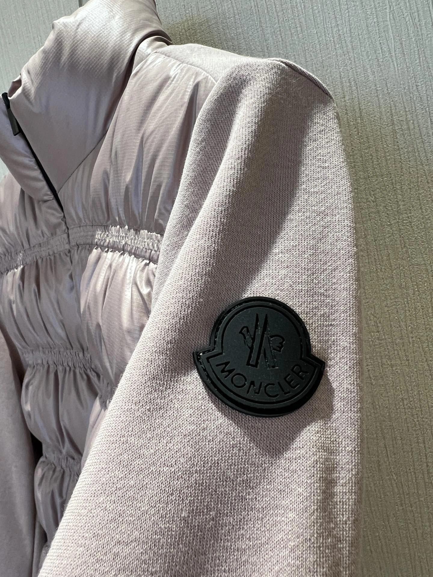 Durable Moncler Down Jackets 146527