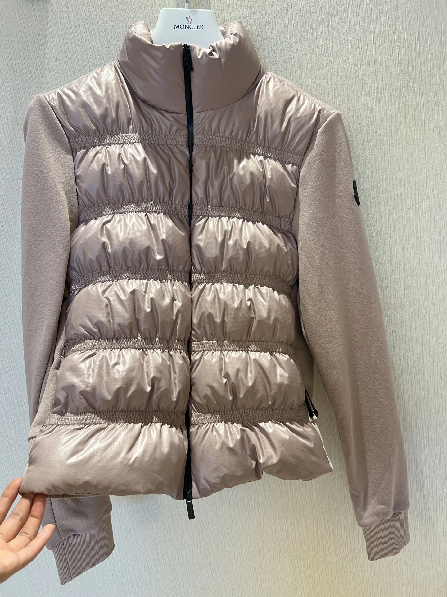 Durable Moncler Down Jackets 146527