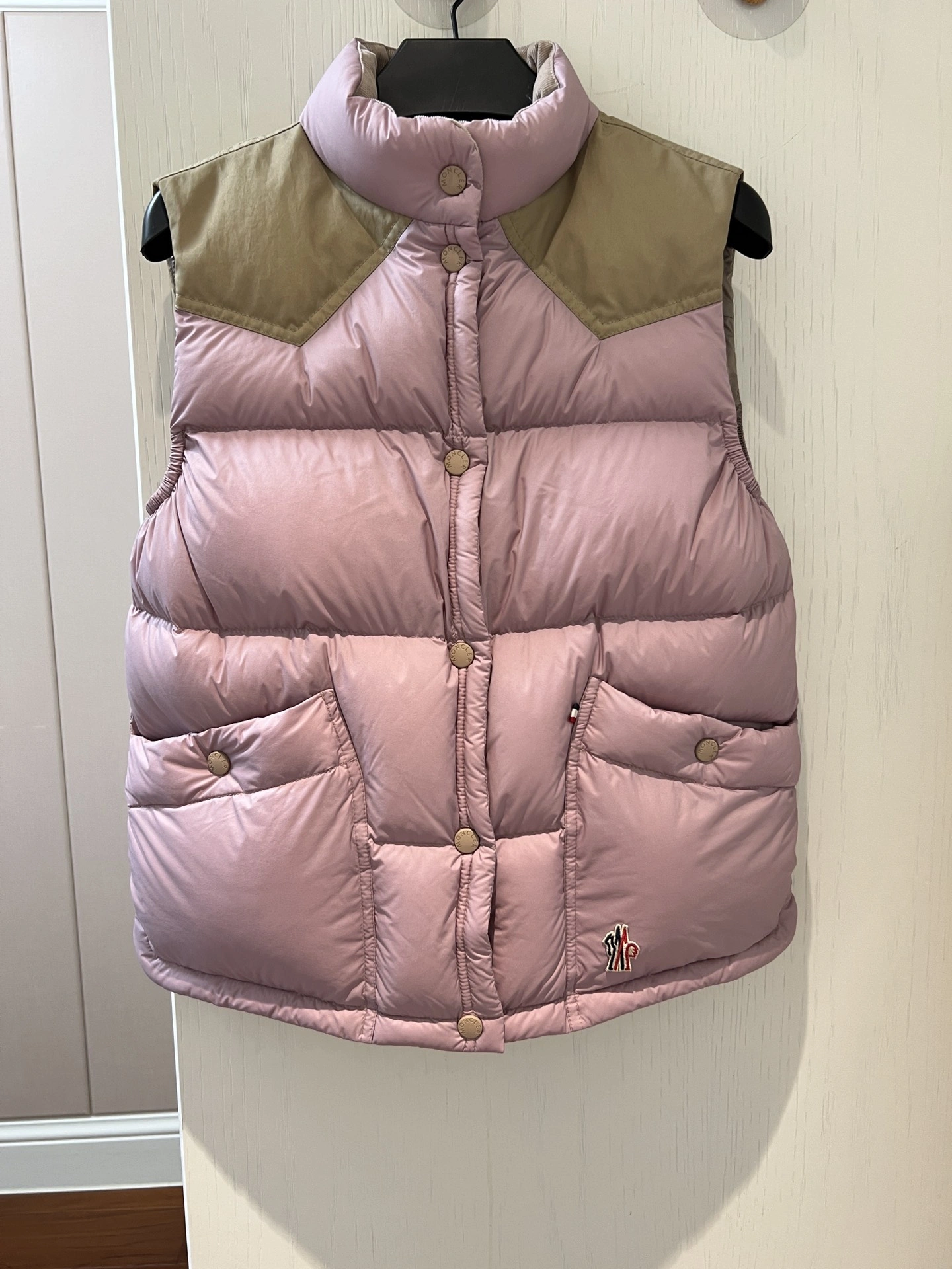 Moncler Down Jackets AllSeason 146522