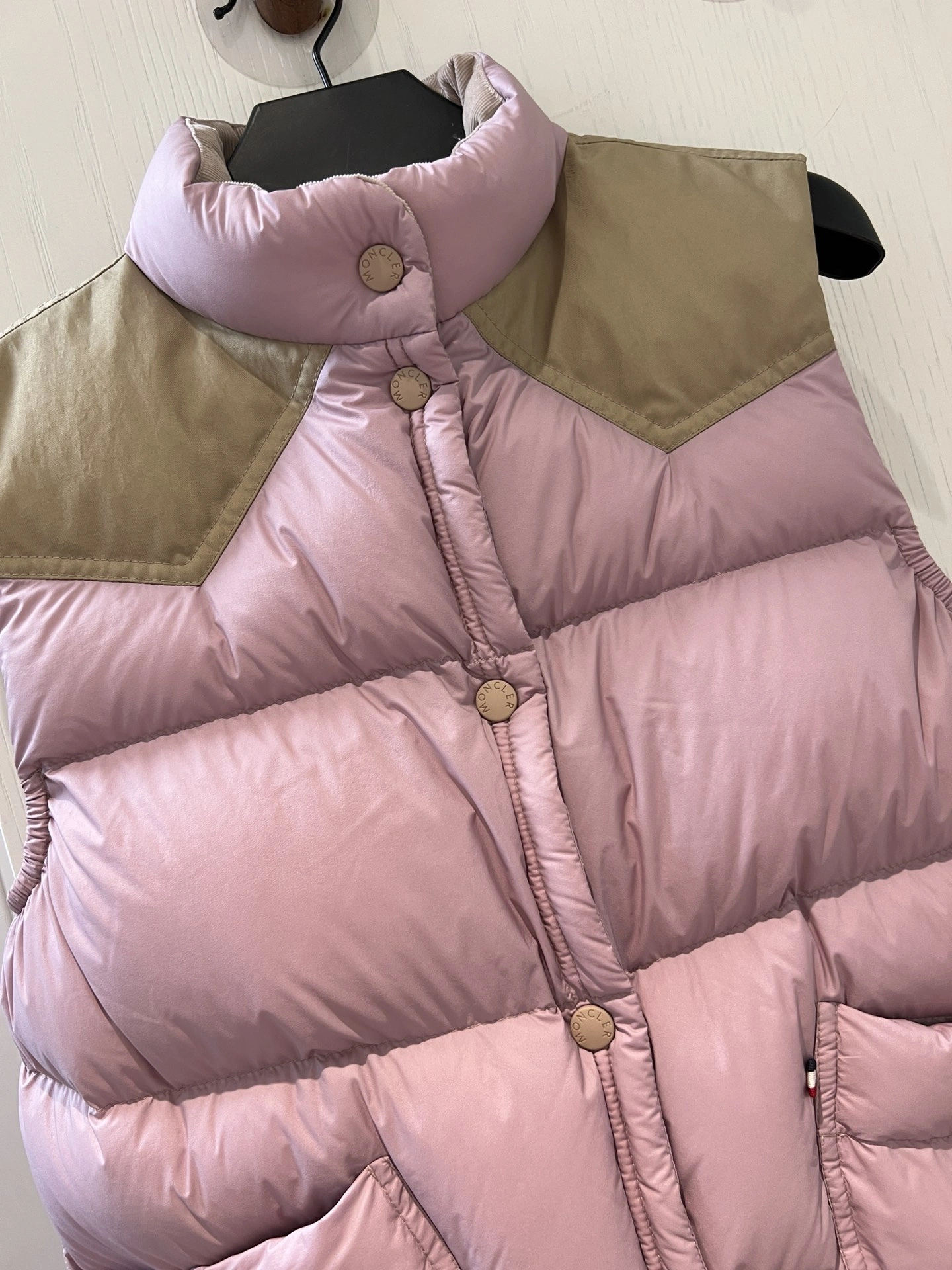 Moncler Down Jackets AllSeason 146522