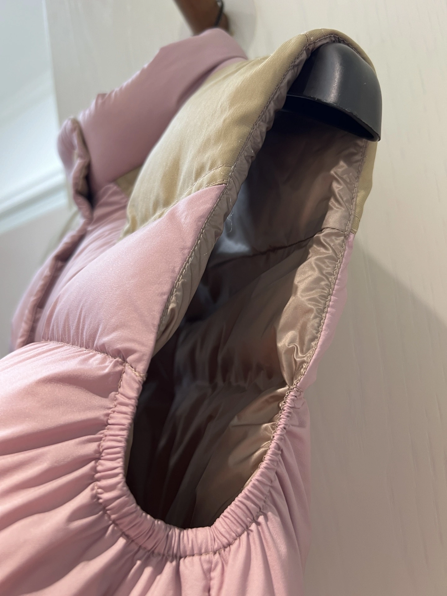 Moncler Down Jackets AllSeason 146522