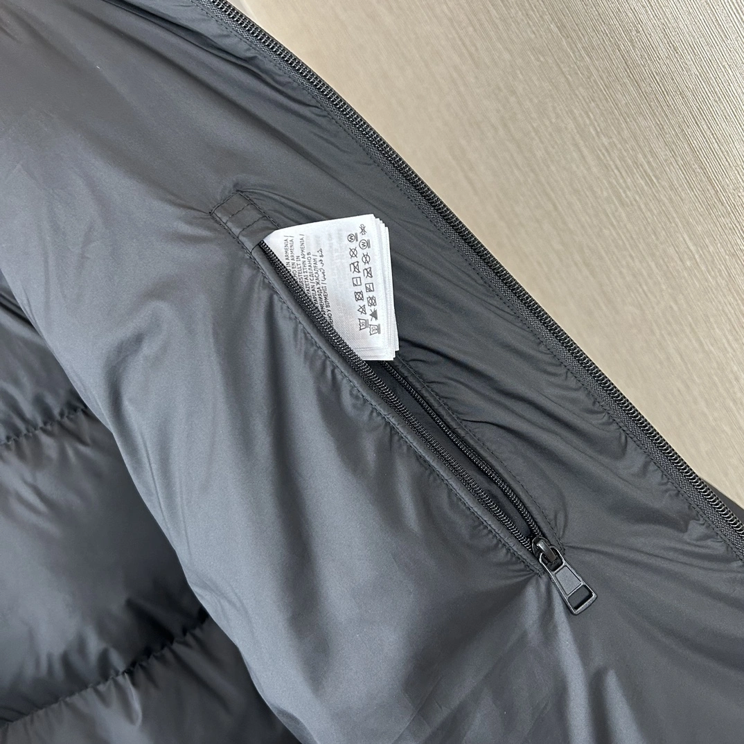 Moncler Down Jackets FastDry 146519