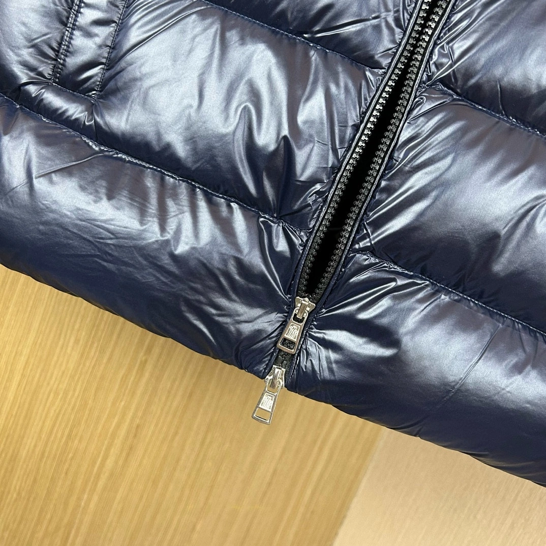 SportInspired Moncler Down Jackets 146517