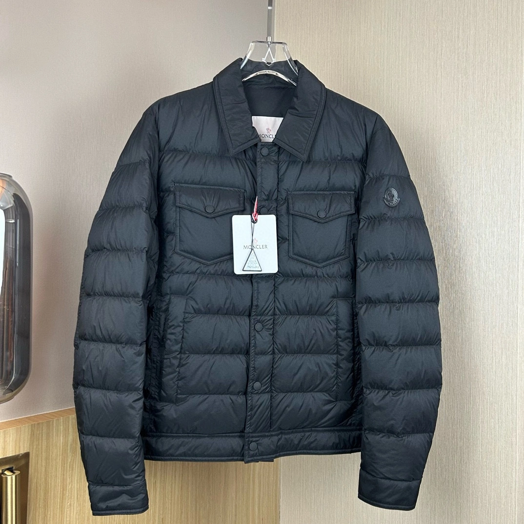 Durable Moncler Down Jackets 146516