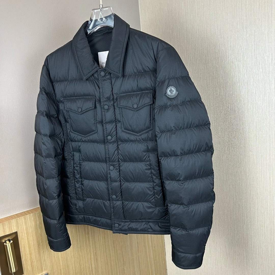 Durable Moncler Down Jackets 146516