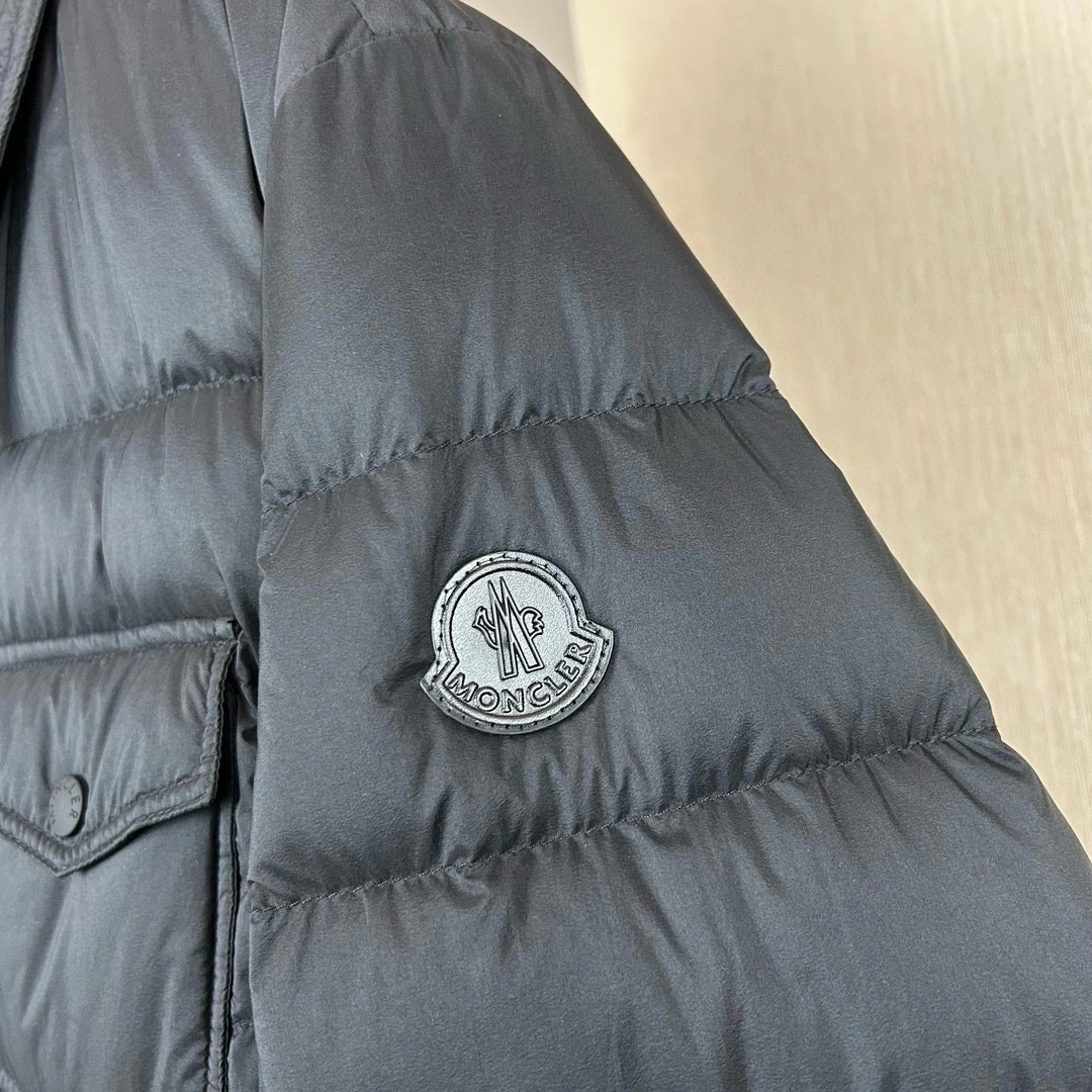Durable Moncler Down Jackets 146516
